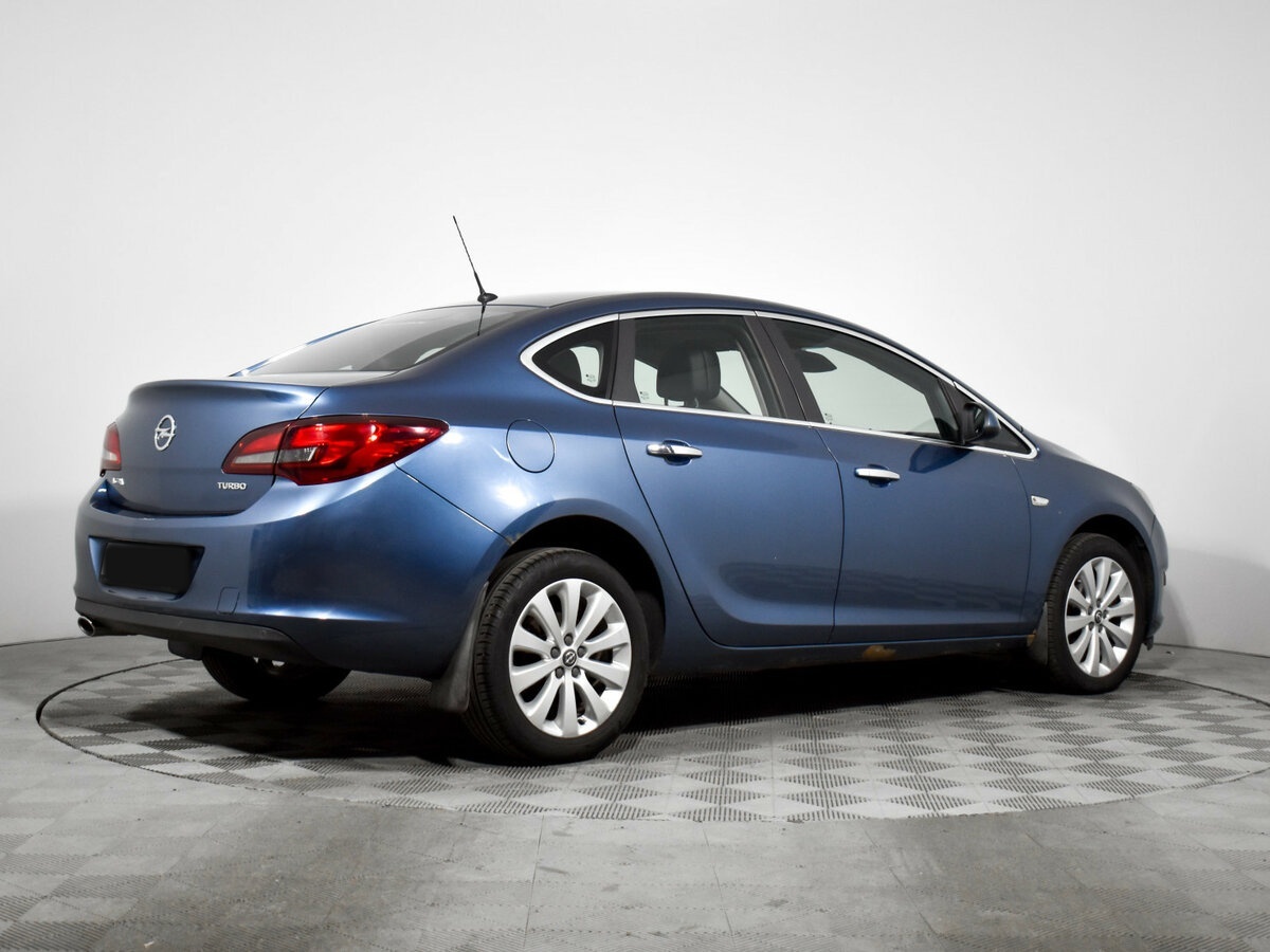 Купить Opel Astra, 2013, 210 797 км.. Фото: #3