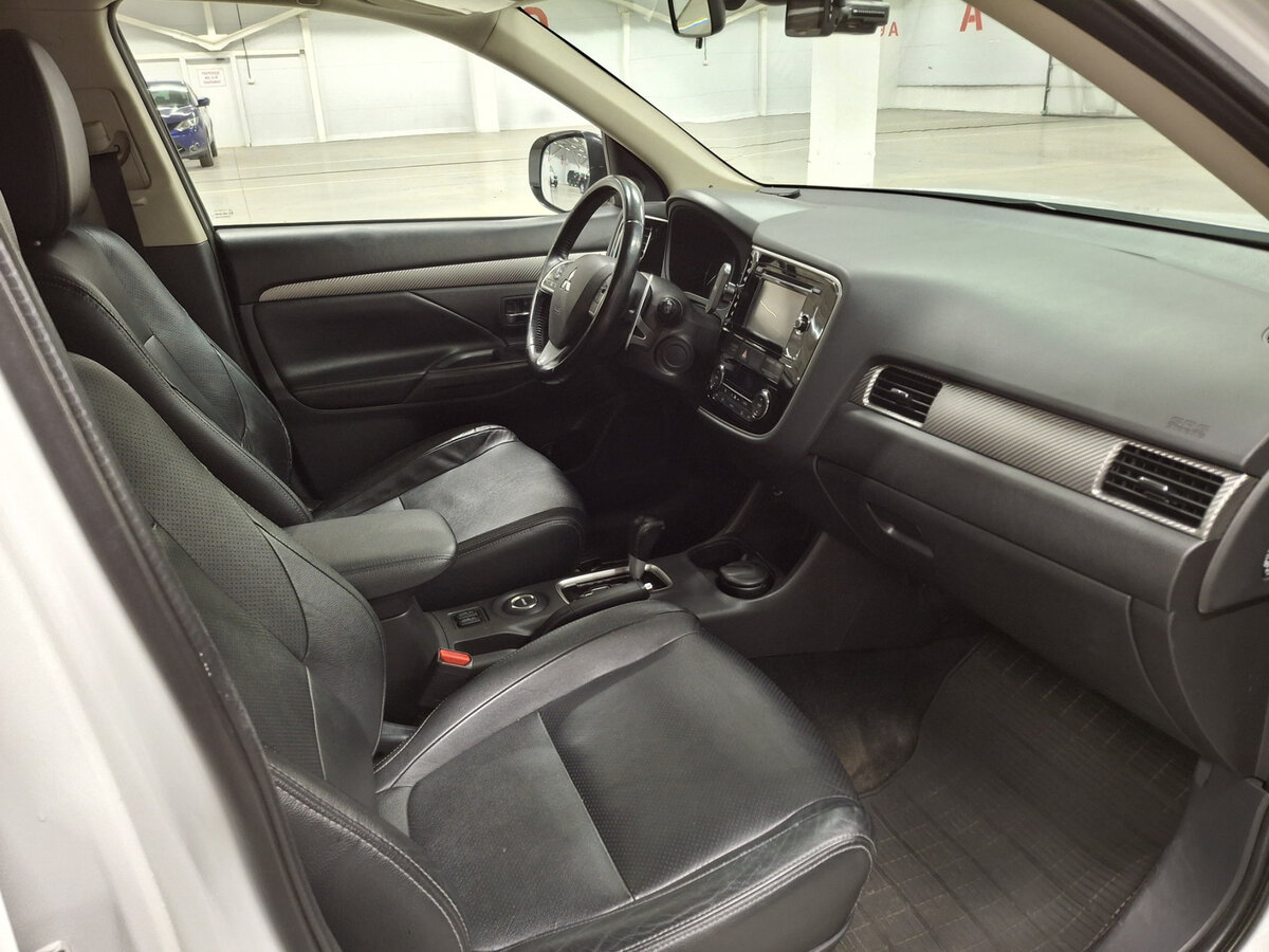 Купить Mitsubishi Outlander, 2013, 206 336 км.. Фото: #10