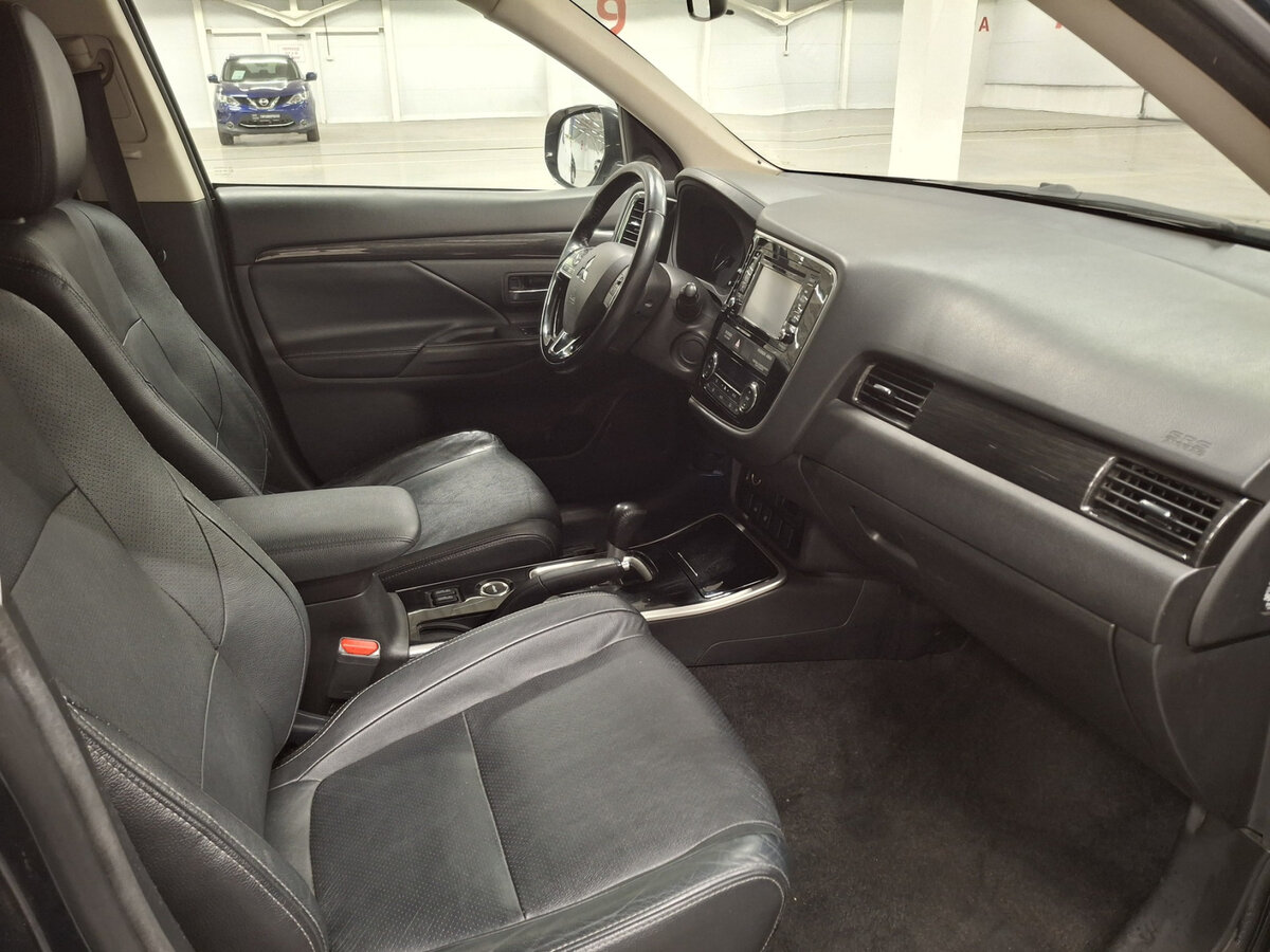 Купить Mitsubishi Outlander, 2017, 165 032 км.. Фото: #9