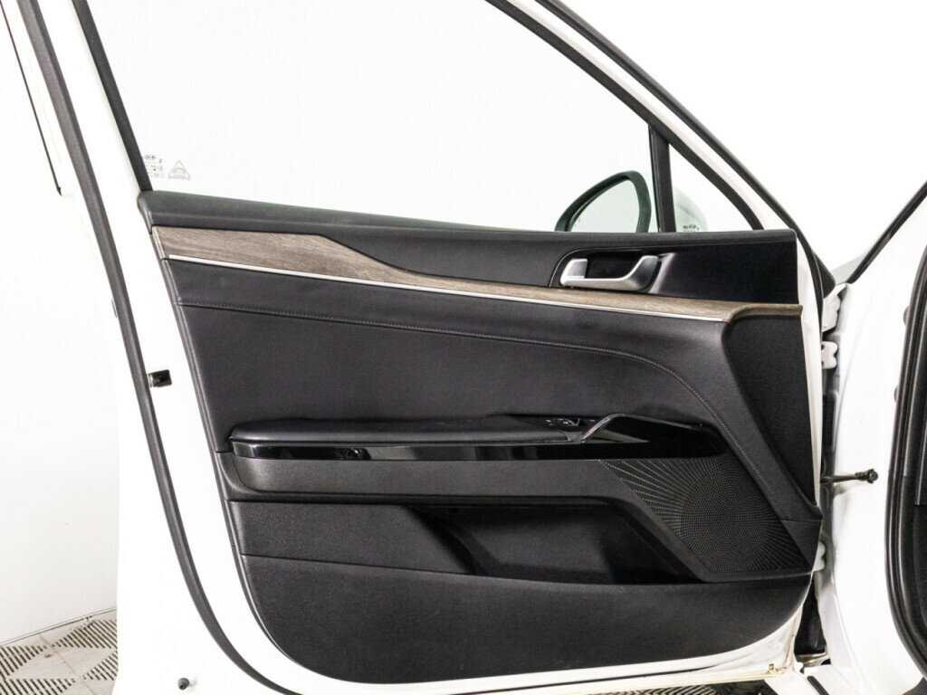 Купить Kia K5, 2021, 76 190 км.. Фото: #23