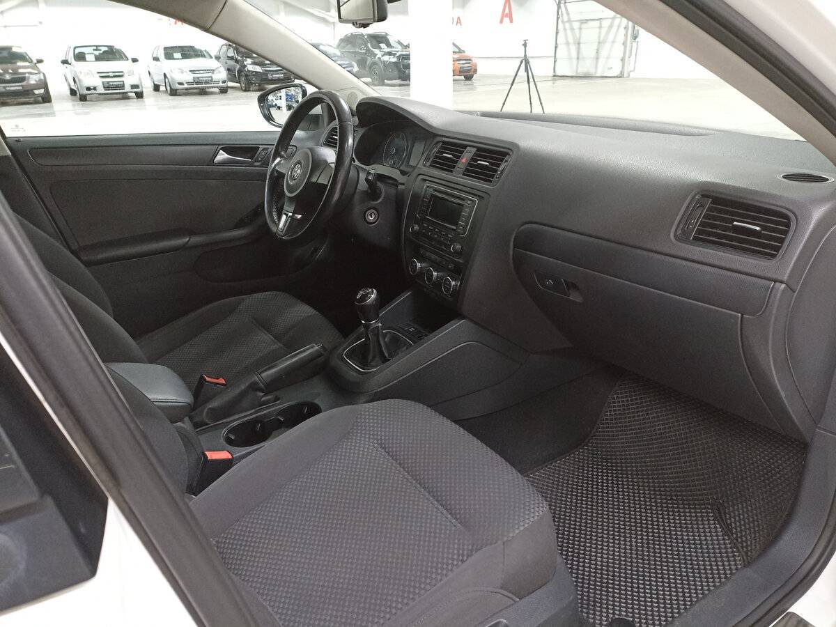 Купить Volkswagen Jetta, 2014, 164 301 км.. Фото: #10