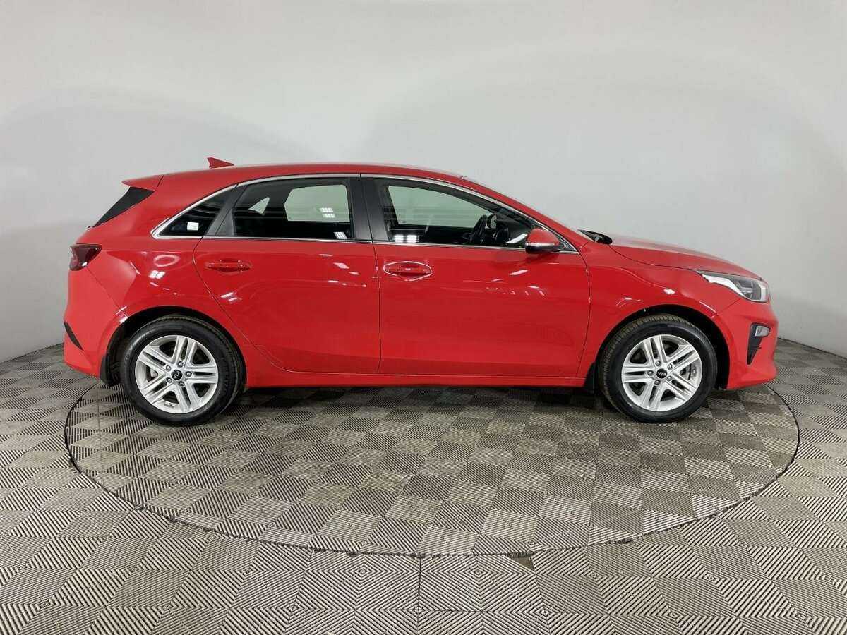 Купить Kia Ceed, 2020, 87 600 км.. Фото: #3