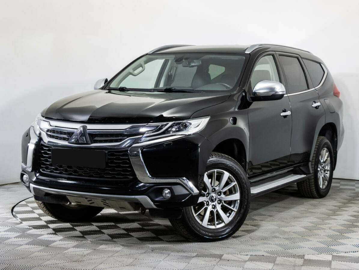 Купить Mitsubishi Pajero Sport, 2017, 100 868 км.. Посмотреть фото