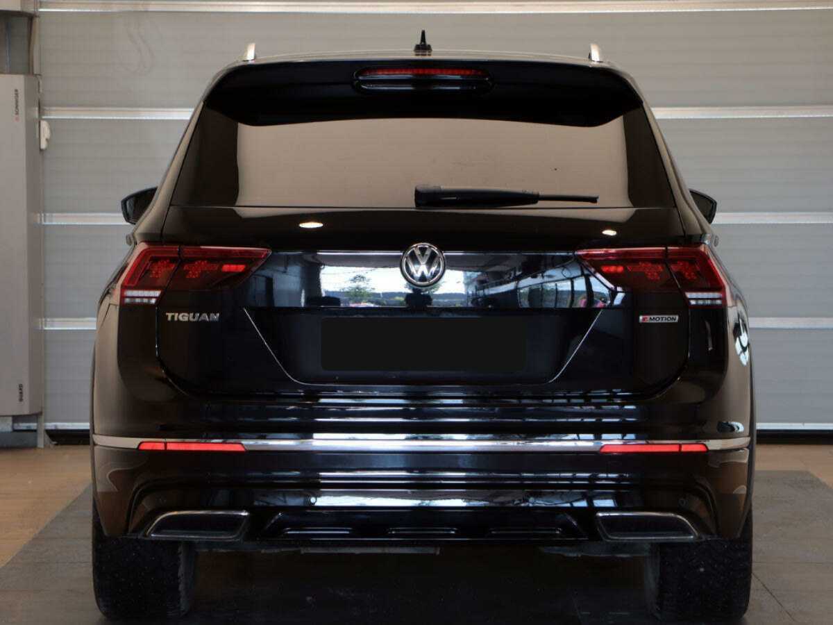 Купить Volkswagen Tiguan, 2020, 70 508 км.. Фото: #4