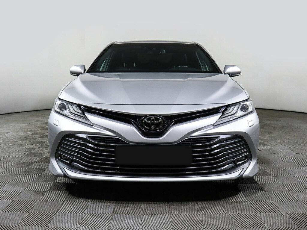 Купить Toyota Camry, 2018, 100 348 км.. Посмотреть фото