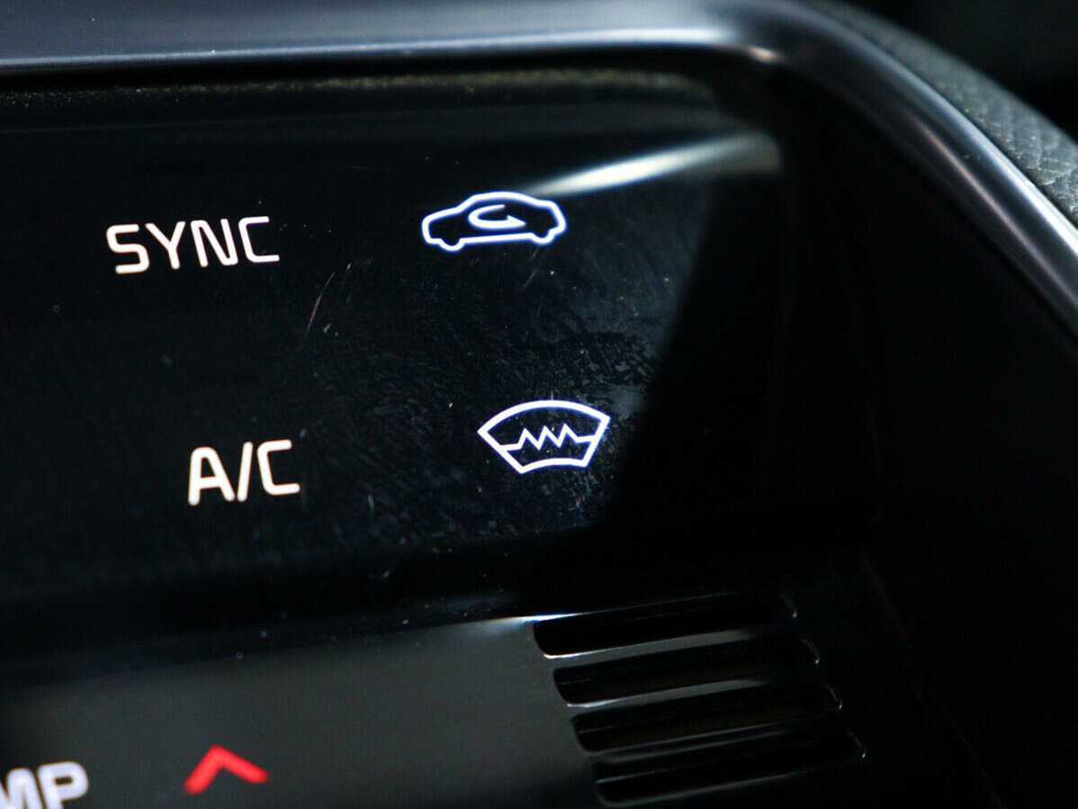 Купить Kia K5, 2021, 100 282 км.. Фото: #23