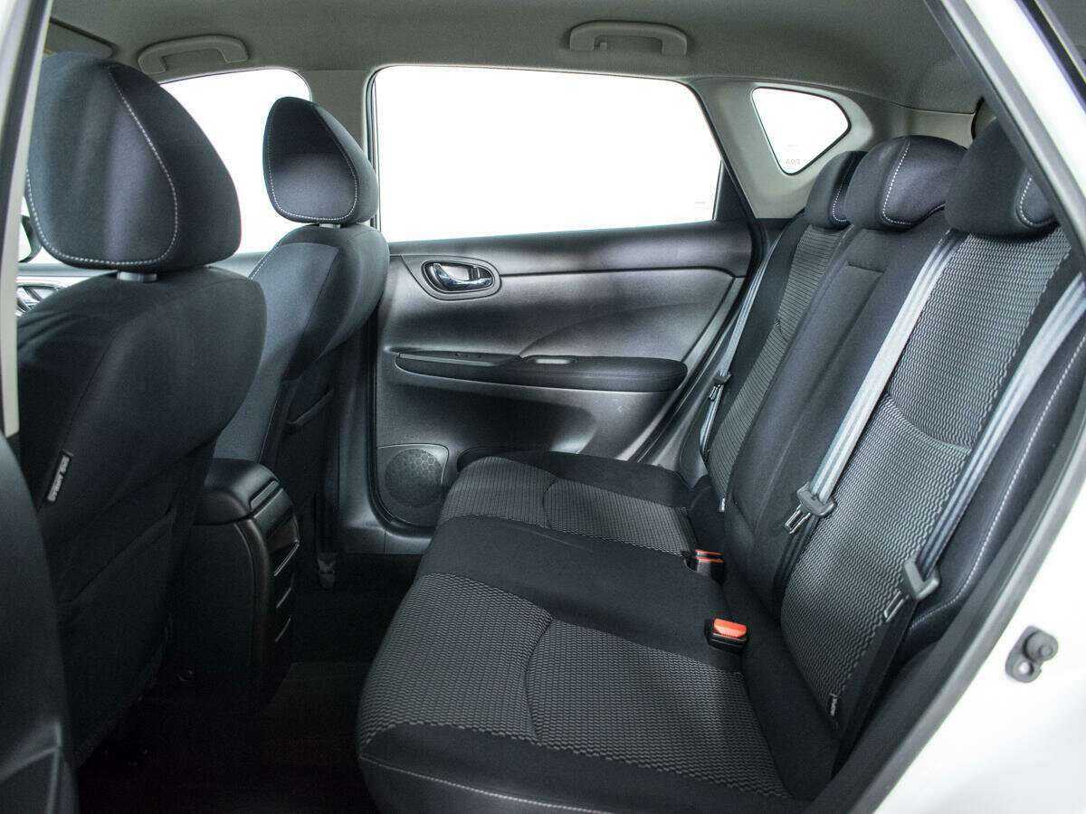 Купить Nissan Tiida, 2015, 108 068 км.. Фото: #9