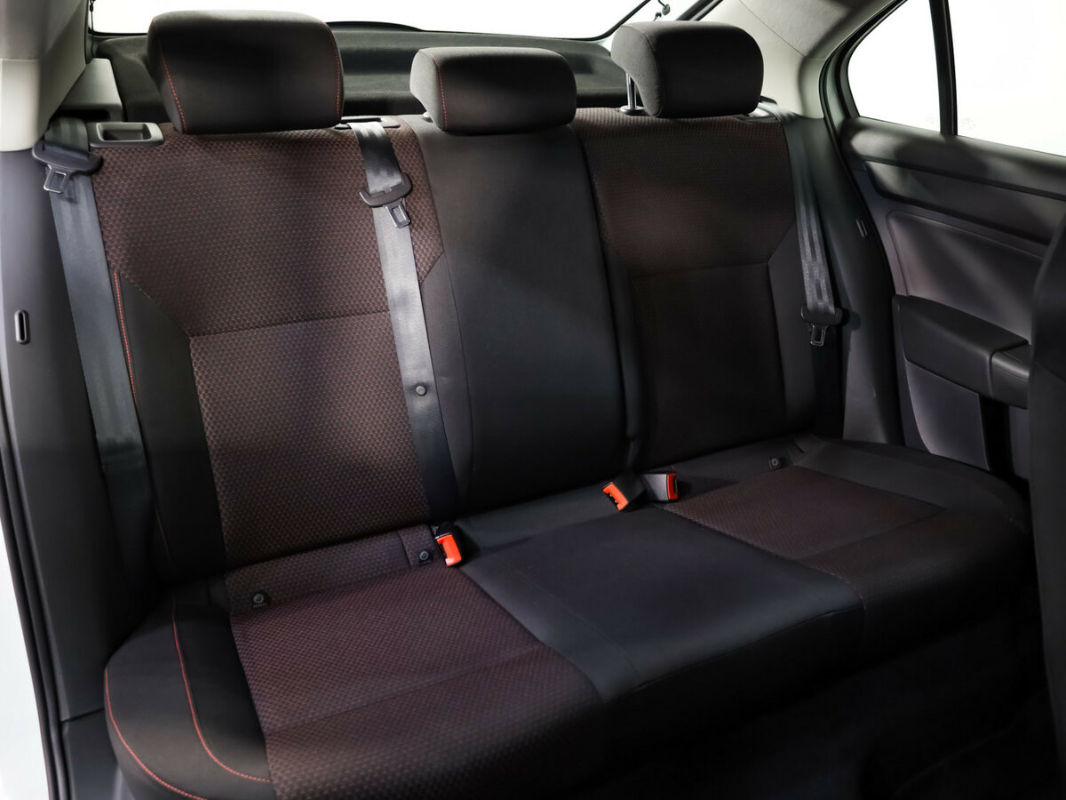 Купить Skoda Rapid, 2015, 56 253 км.. Фото: #15
