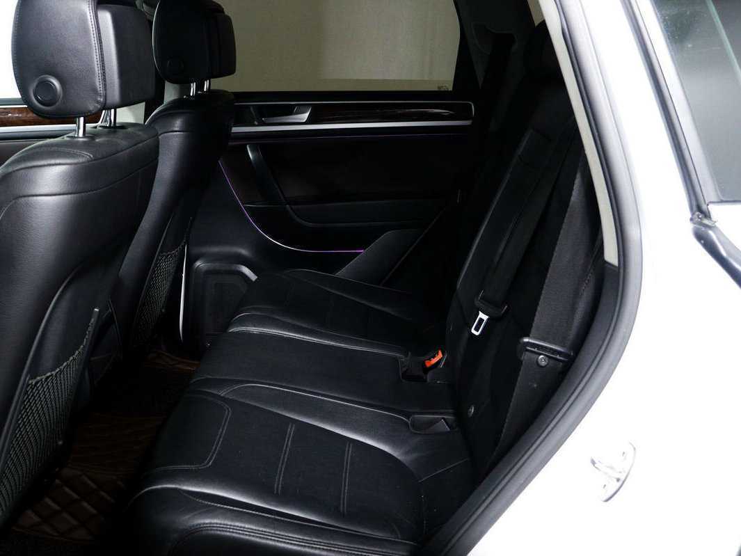 Купить Volkswagen Touareg, 2012, 168 392 км.. Фото: #11