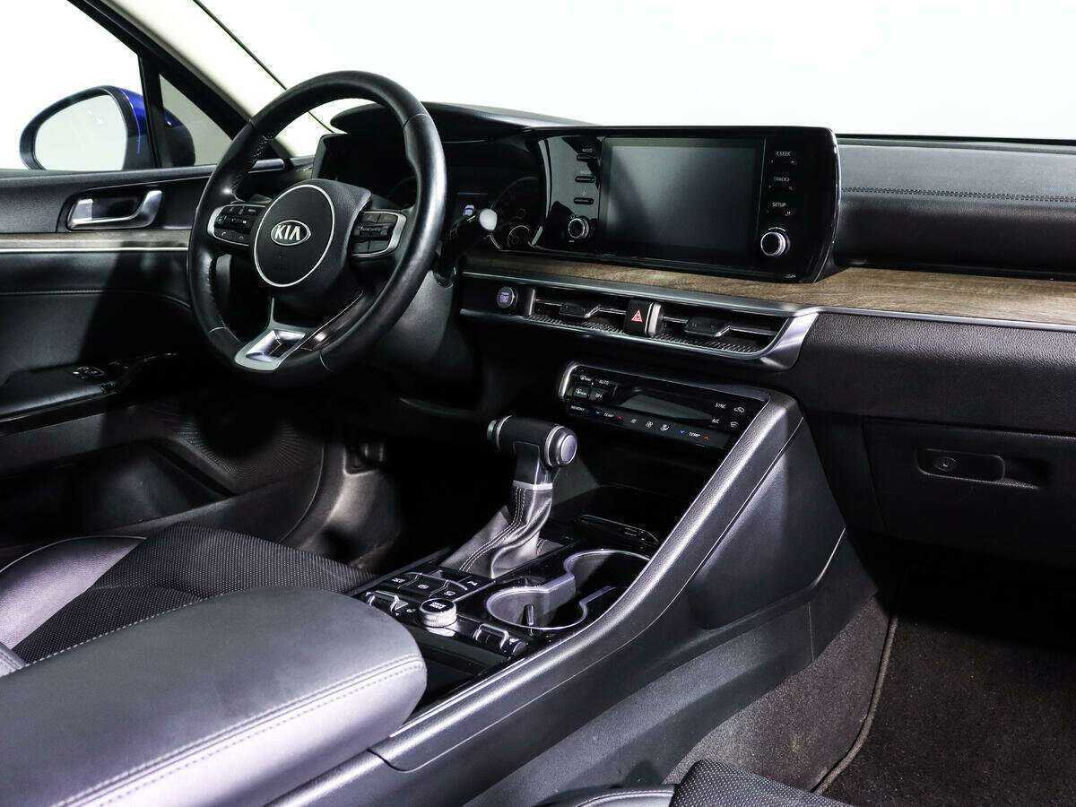 Купить Kia K5, 2020, 71 850 км.. Фото: #4