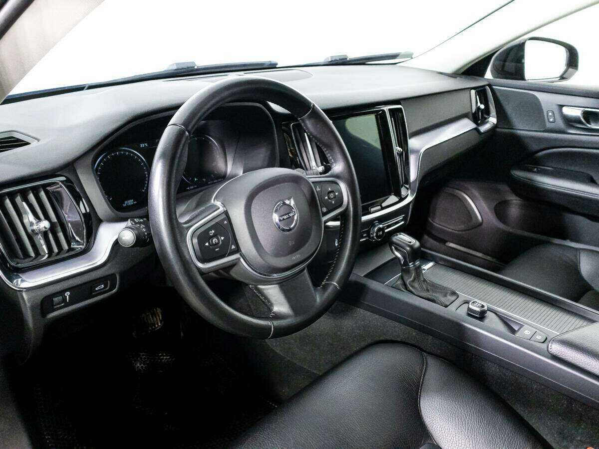 Купить Volvo V60, 2018, 223 990 км.. Фото: #10