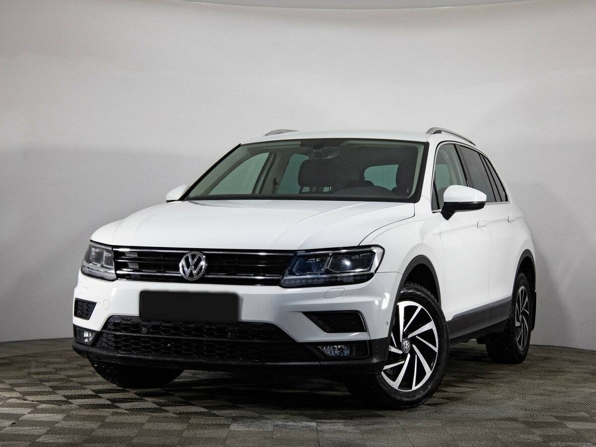 Купить Volkswagen Tiguan, 2018, 45 750 км.. Посмотреть фото