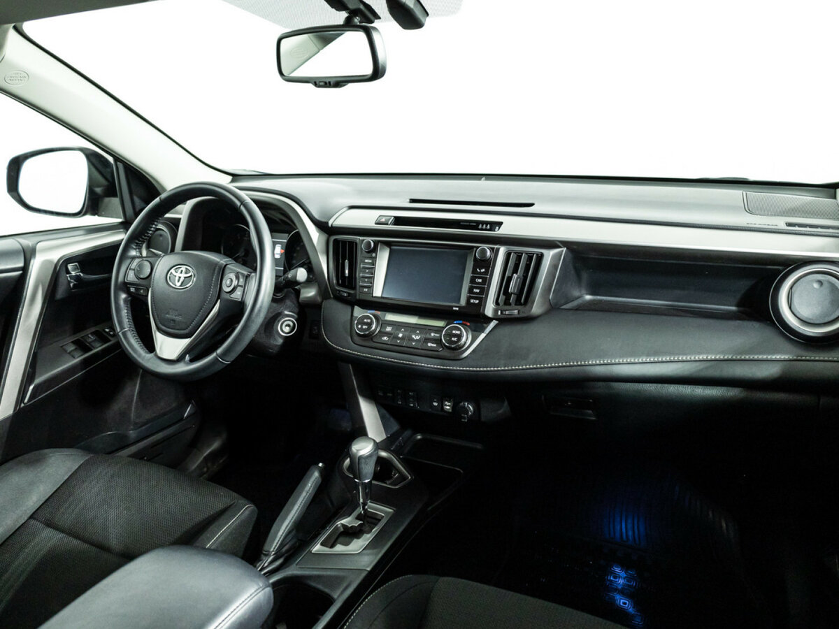Купить Toyota RAV4, 2017, 89 189 км.. Фото: #8