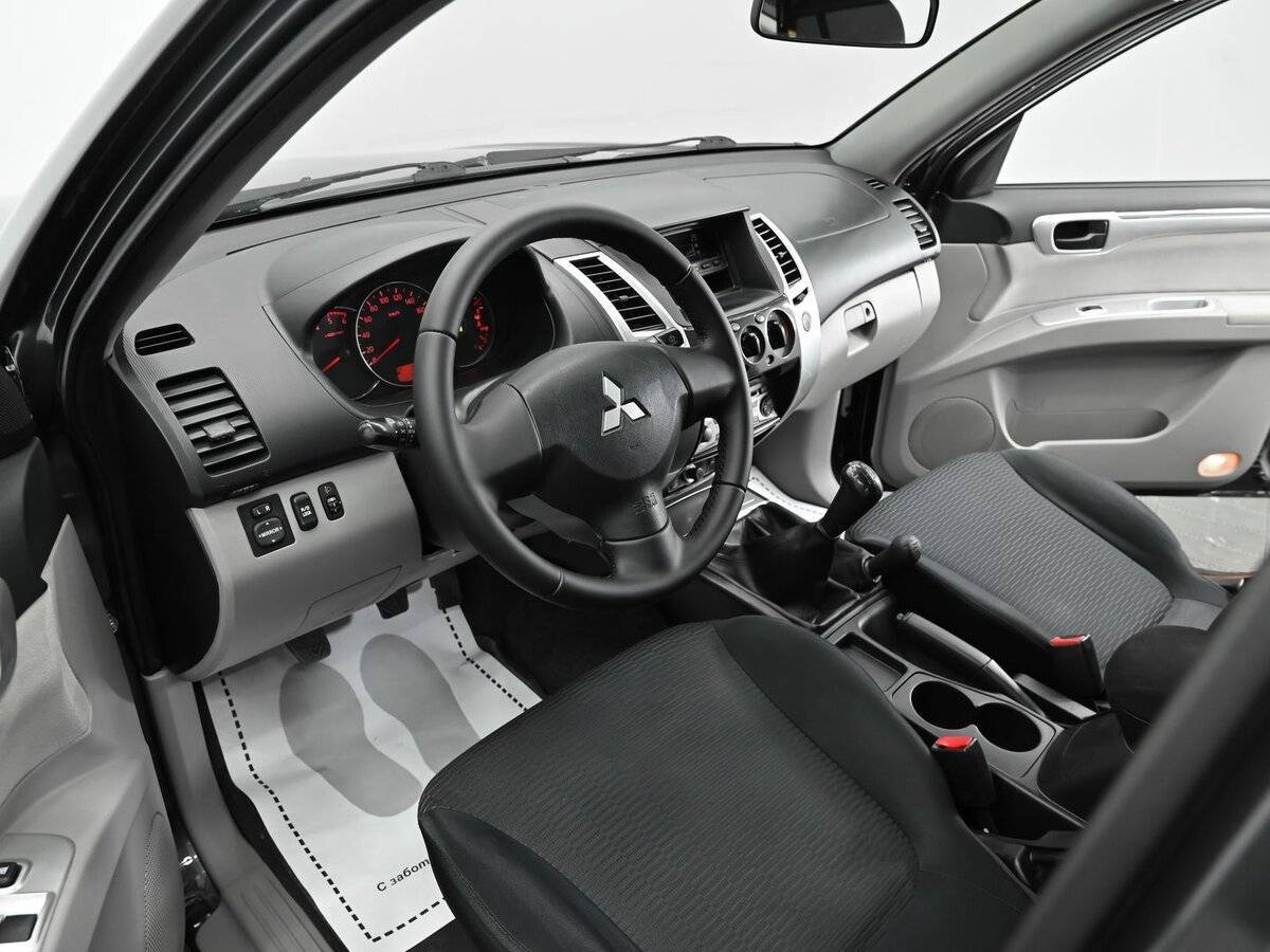 Купить Mitsubishi Pajero Sport, 2012, 192 000 км.. Фото: #7