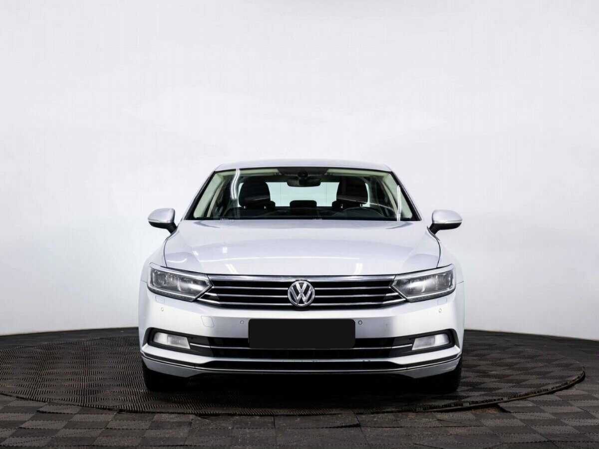 Купить Volkswagen Passat, 2017, 161 362 км.. Фото: #1