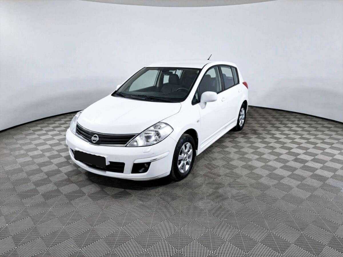 Купить Nissan Tiida, 2012, 78 440 км.. Посмотреть фото