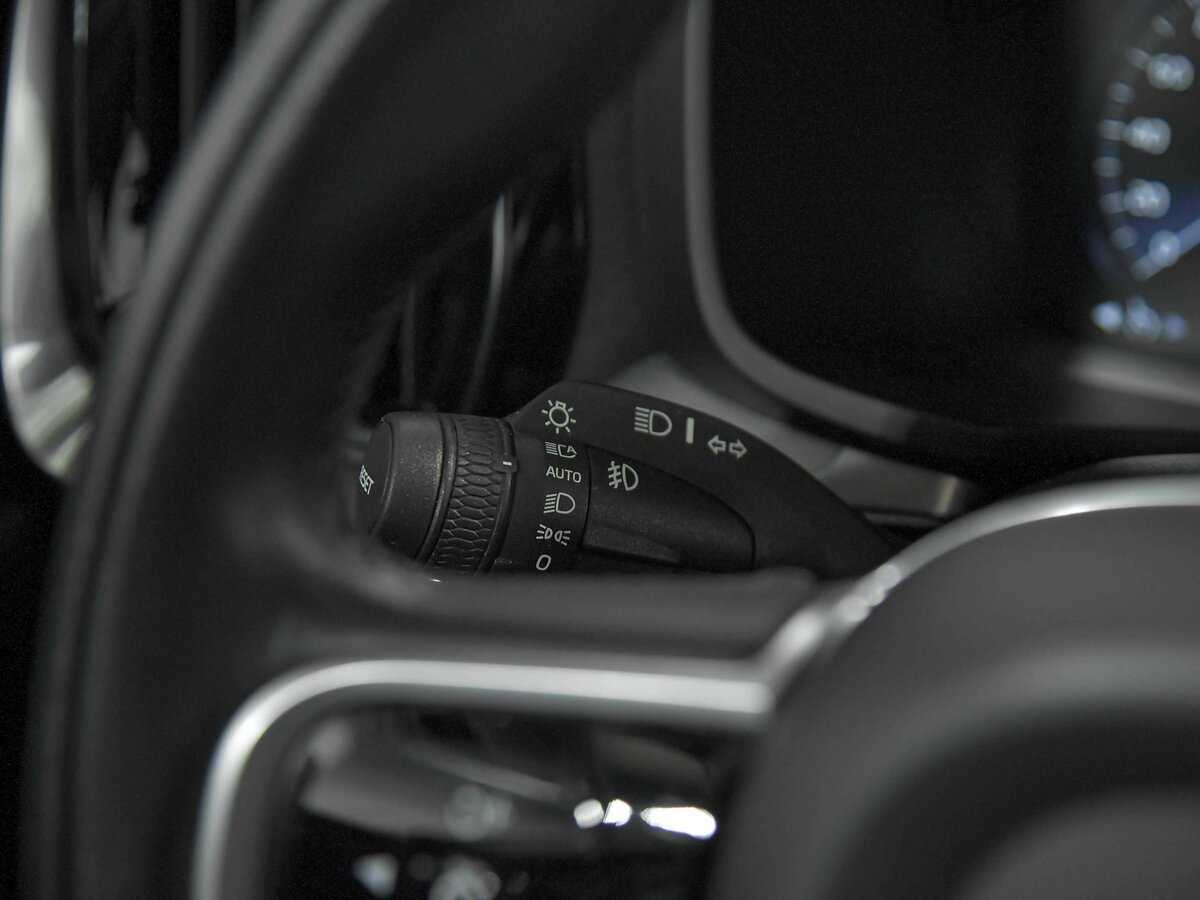 Купить Volvo V60, 2020, 150 775 км.. Фото: #6