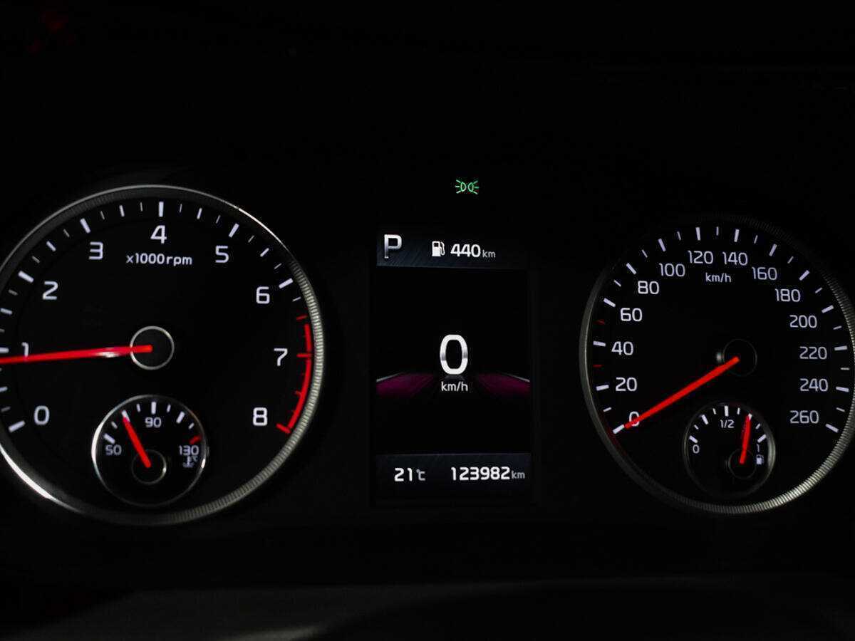 Купить Kia K5, 2020, 123 982 км.. Фото: #10