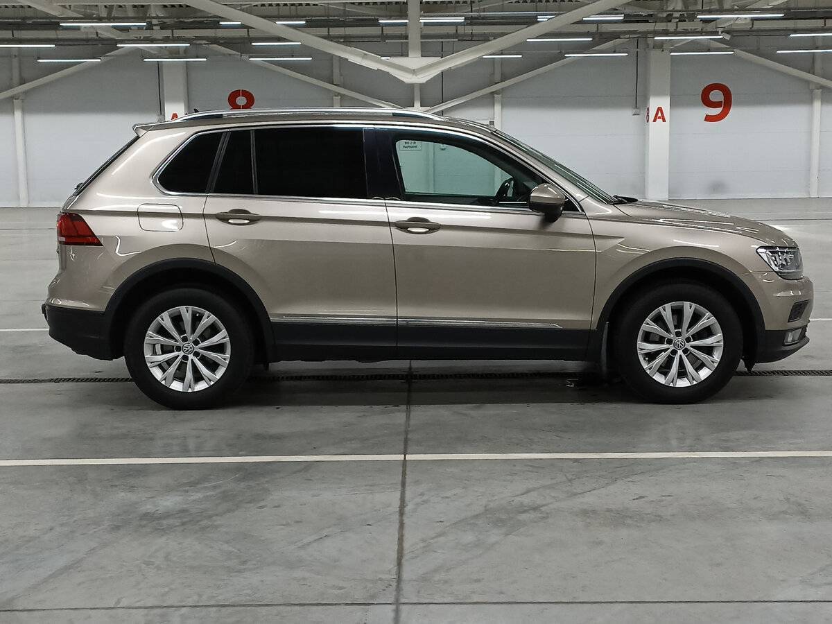 Купить Volkswagen Tiguan, 2017, 203 201 км.. Фото: #3