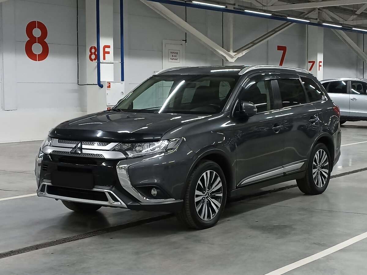 Купить Mitsubishi Outlander, 2020, 114 252 км.. Посмотреть фото
