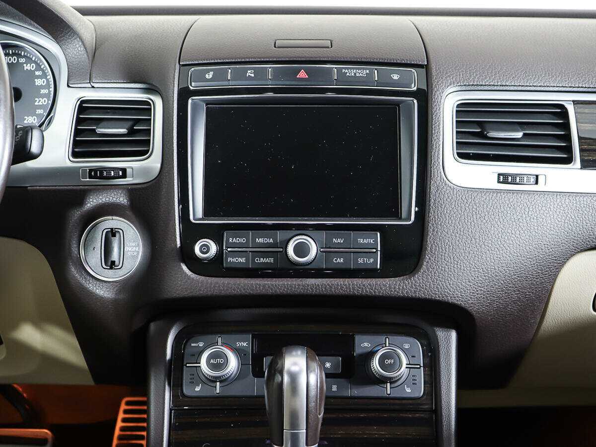 Купить Volkswagen Touareg, 2014, 148 942 км.. Фото: #11