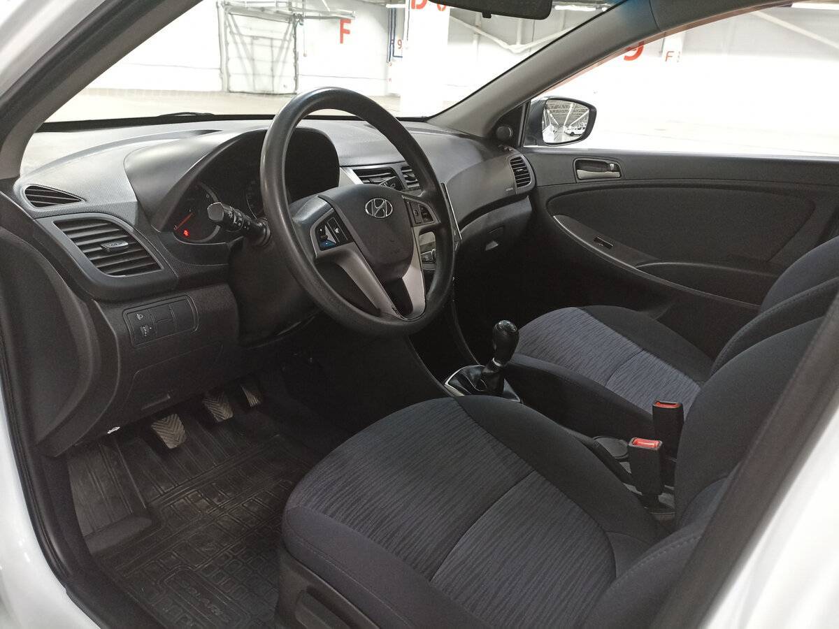 Купить Hyundai Solaris, 2015, 157 533 км.. Фото: #15