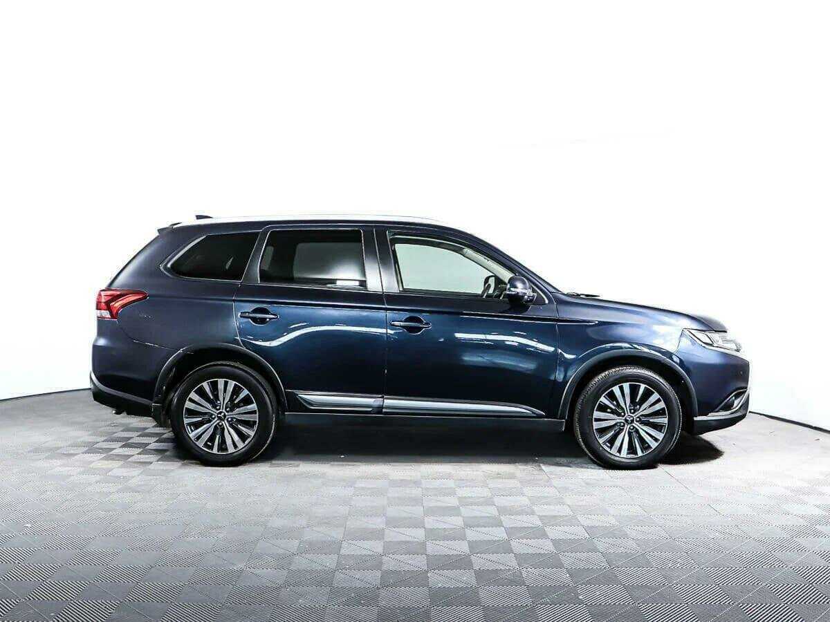 Купить Mitsubishi Outlander, 2019, 83 458 км.. Фото: #3