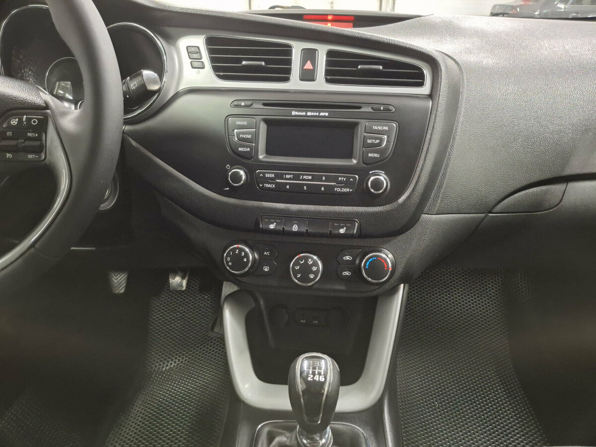 Купить Kia Ceed, 2013, 192 707 км.. Фото: #14