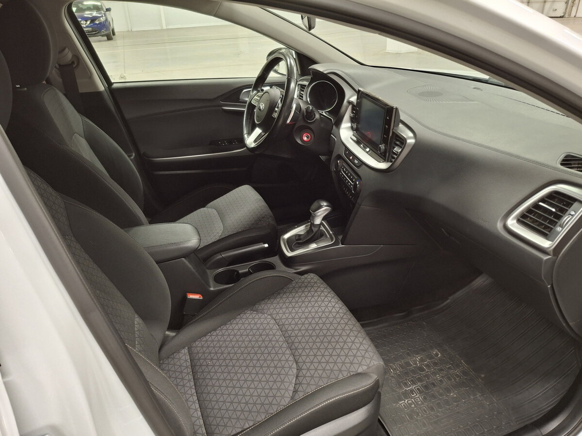 Купить Kia XCeed, 2020, 83 291 км.. Фото: #10