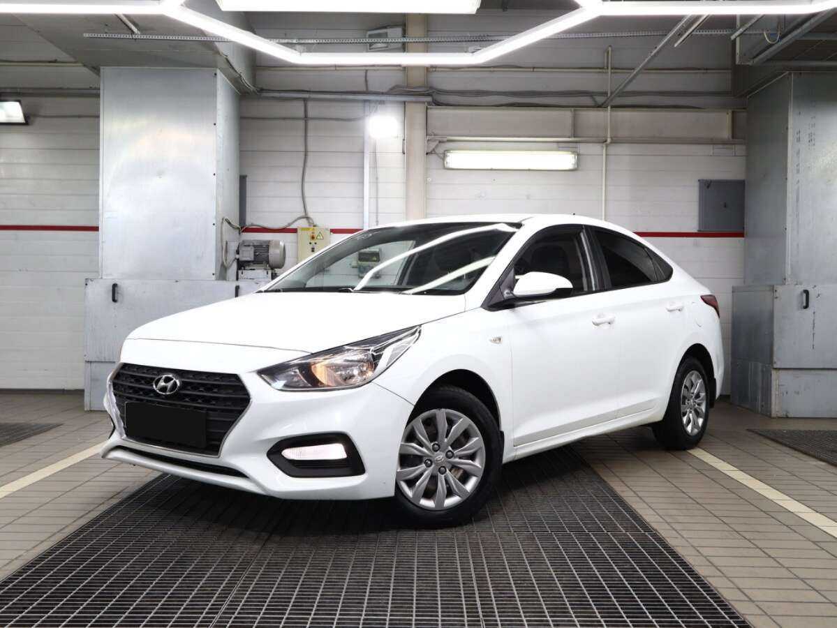 Купить Hyundai Solaris, 2018, 230 000 км.. Посмотреть фото