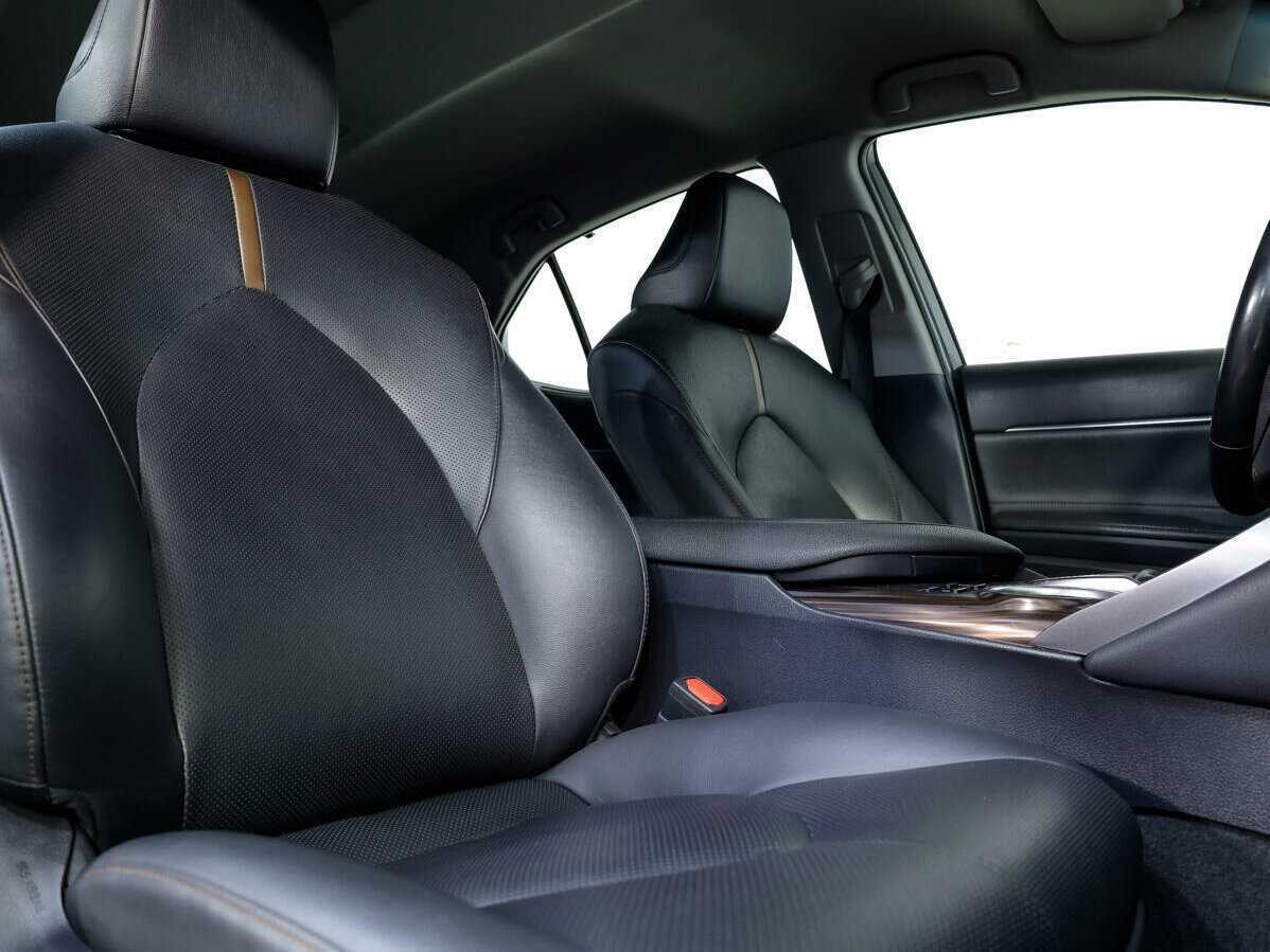 Купить Toyota Camry, 2019, 83 348 км.. Фото: #13