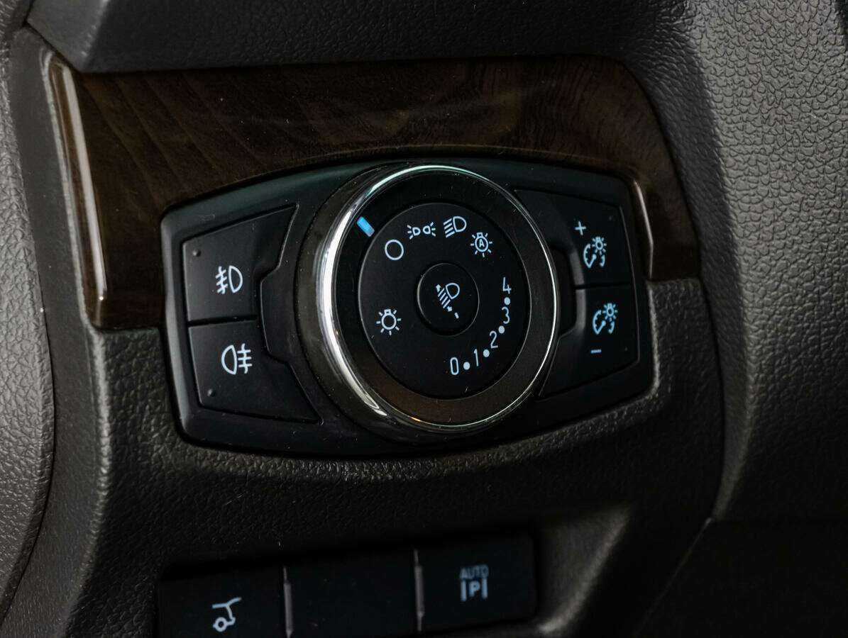 Купить Ford Explorer, 2014, 160 449 км.. Фото: #15