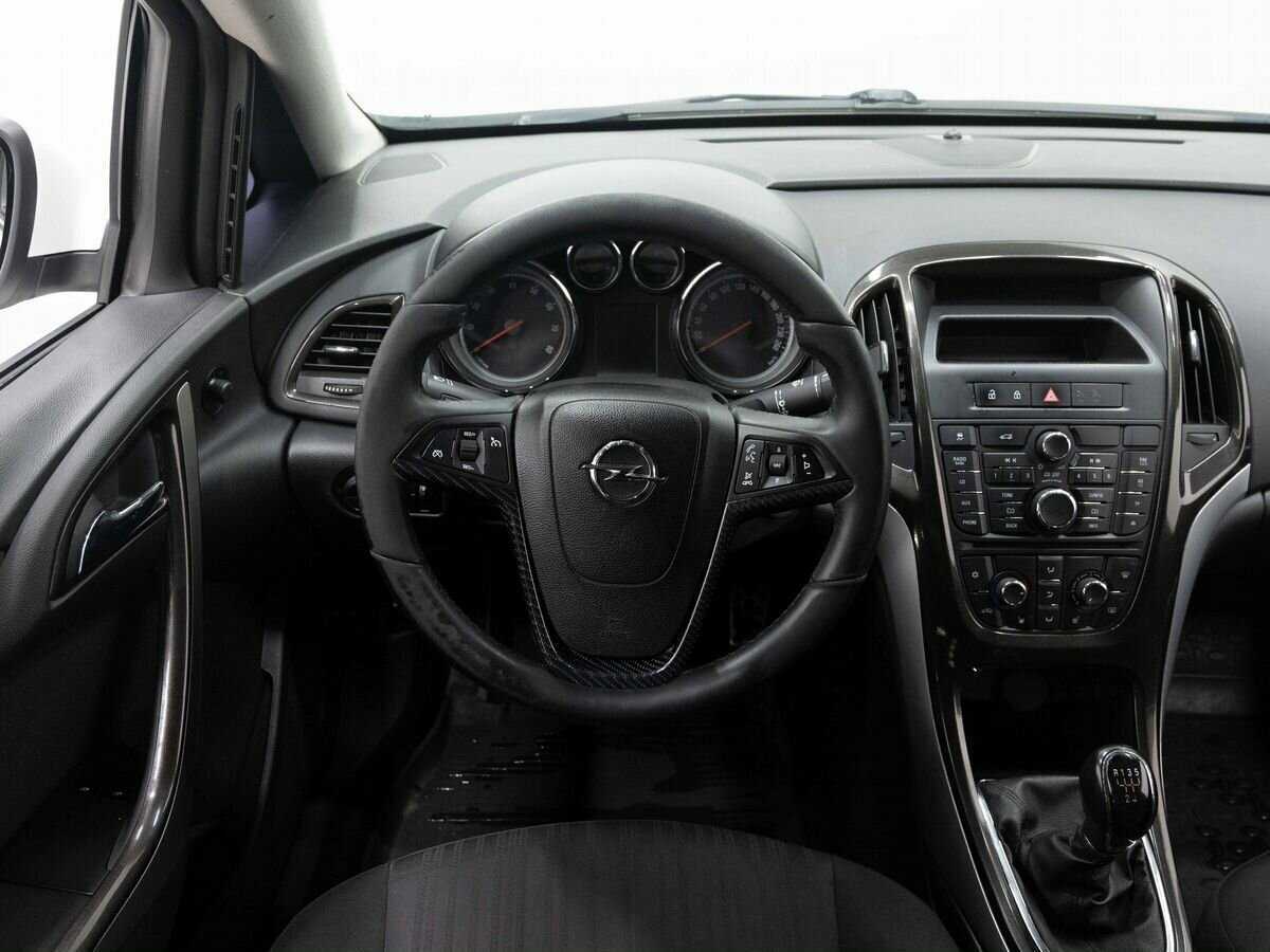 Купить Opel Astra, 2013, 236 636 км.. Фото: #13