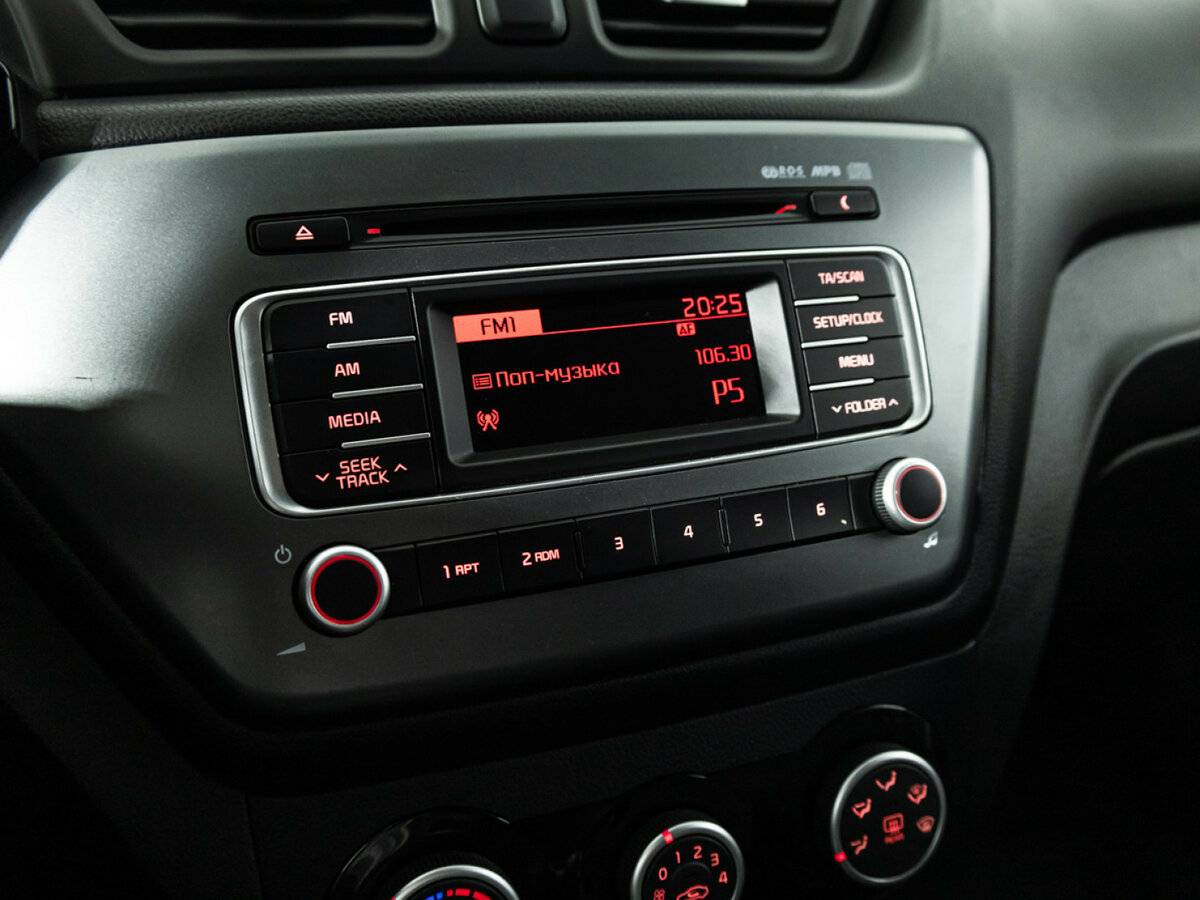 Купить Kia Rio, 2015, 120 952 км.. Фото: #13