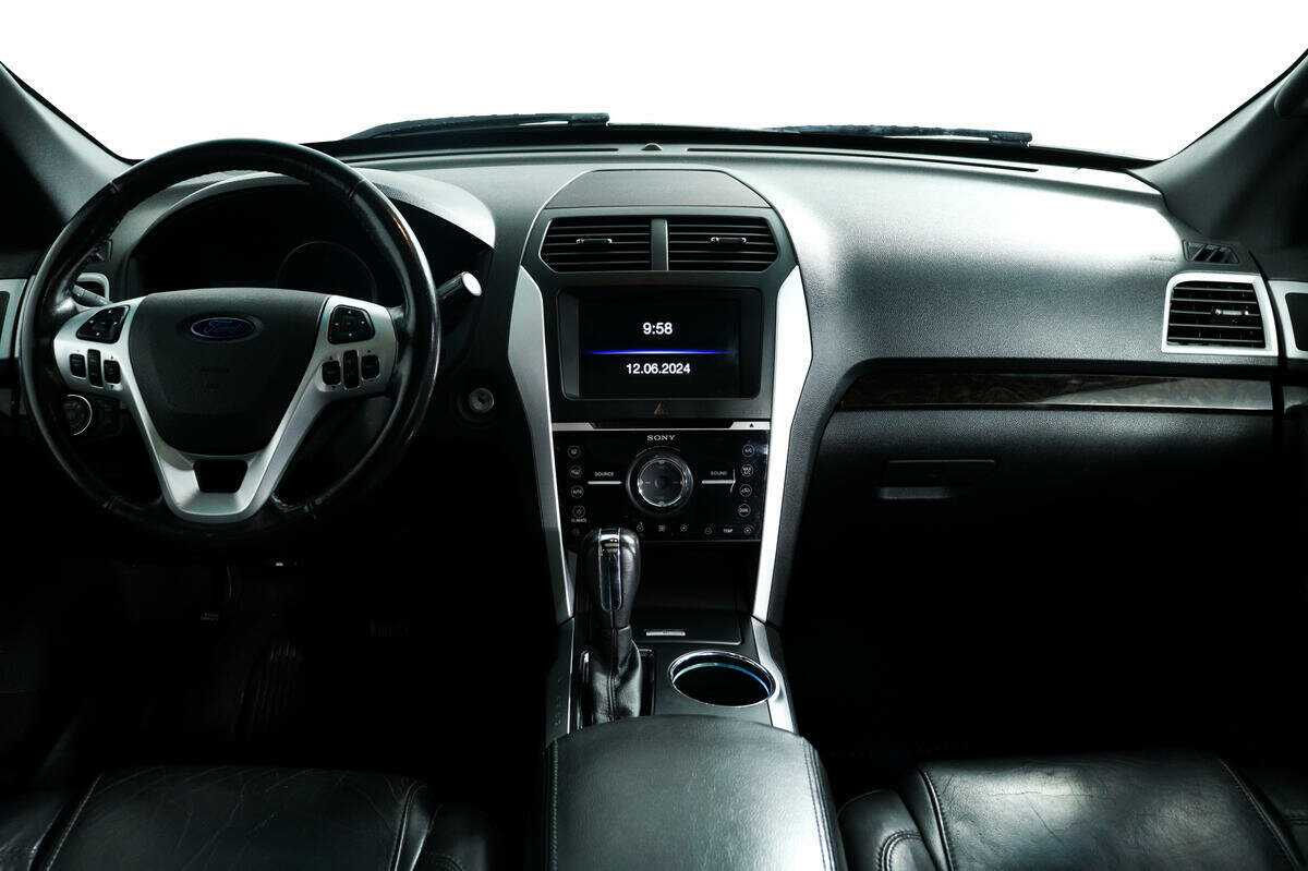 Купить Ford Explorer, 2012, 146 721 км.. Фото: #10