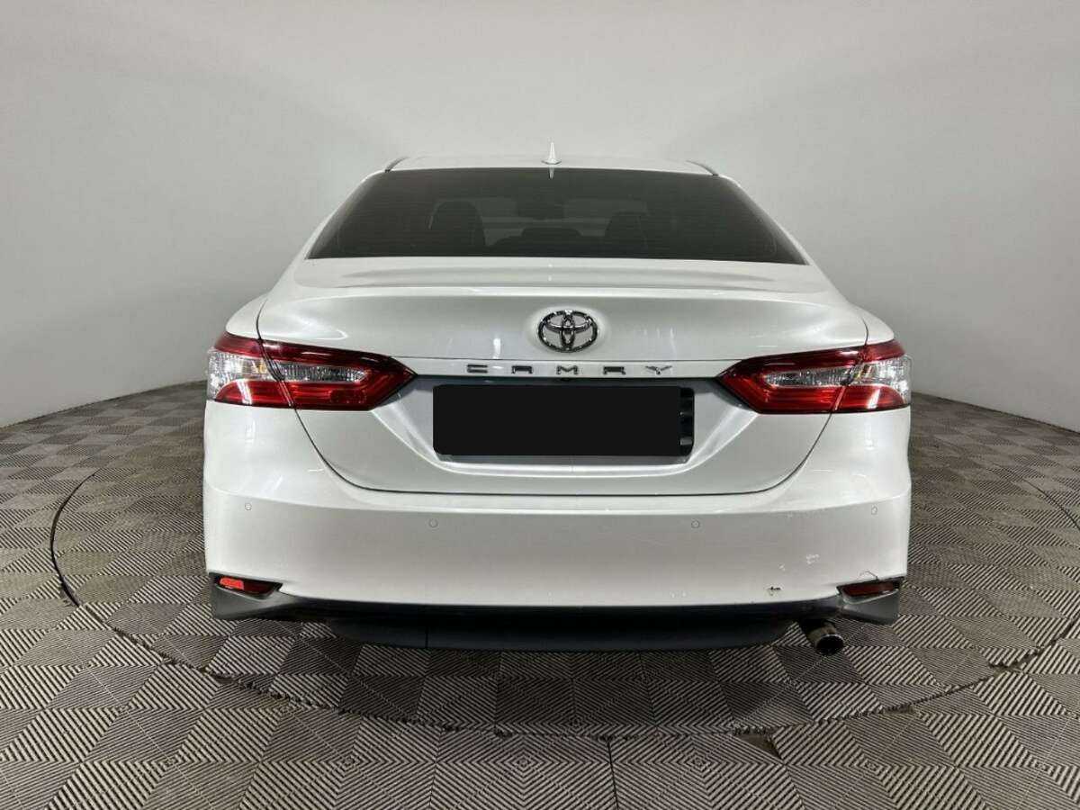 Купить Toyota Camry, 2021, 199 222 км.. Фото: #2