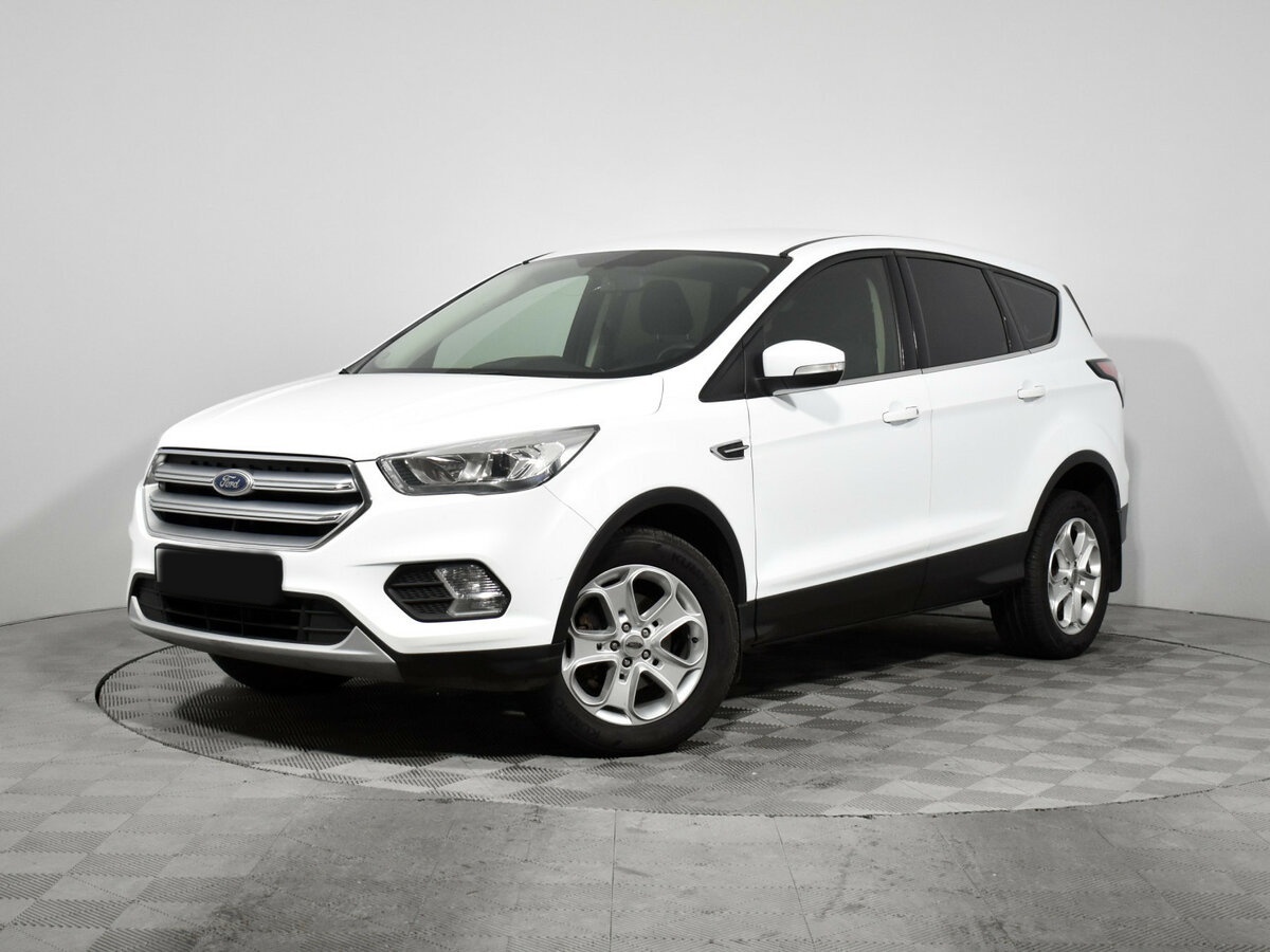 Купить Ford Kuga, 2017, 108 179 км.. Посмотреть фото