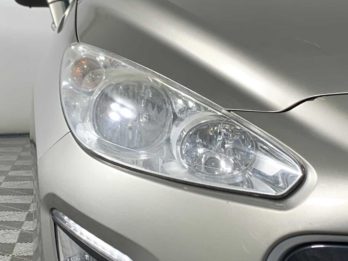 Купить Peugeot 308, 2012, 152 975 км.. Фото: #9