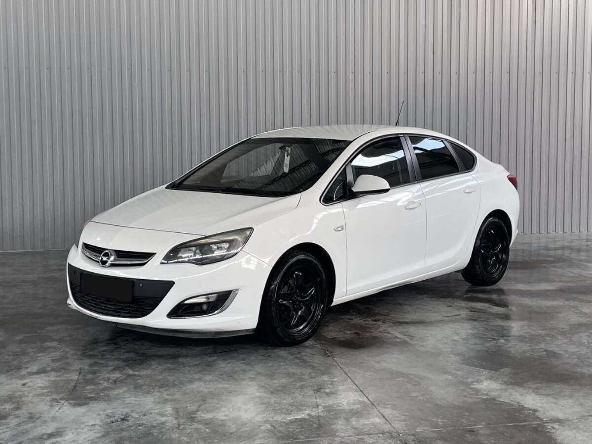 Купить Opel Astra, 2013, 205 254 км.. Посмотреть фото