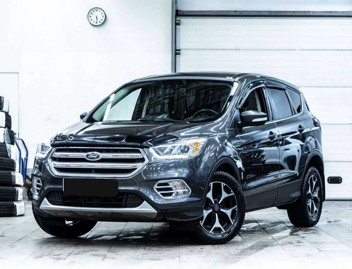 Купить Ford Kuga, 2017, 150 000 км.. Посмотреть фото