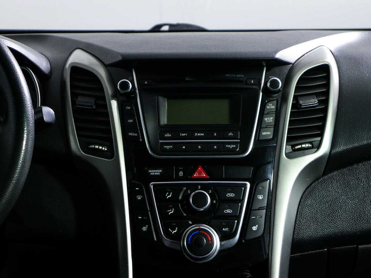 Купить Hyundai i30, 2013, 218 378 км.. Фото: #12