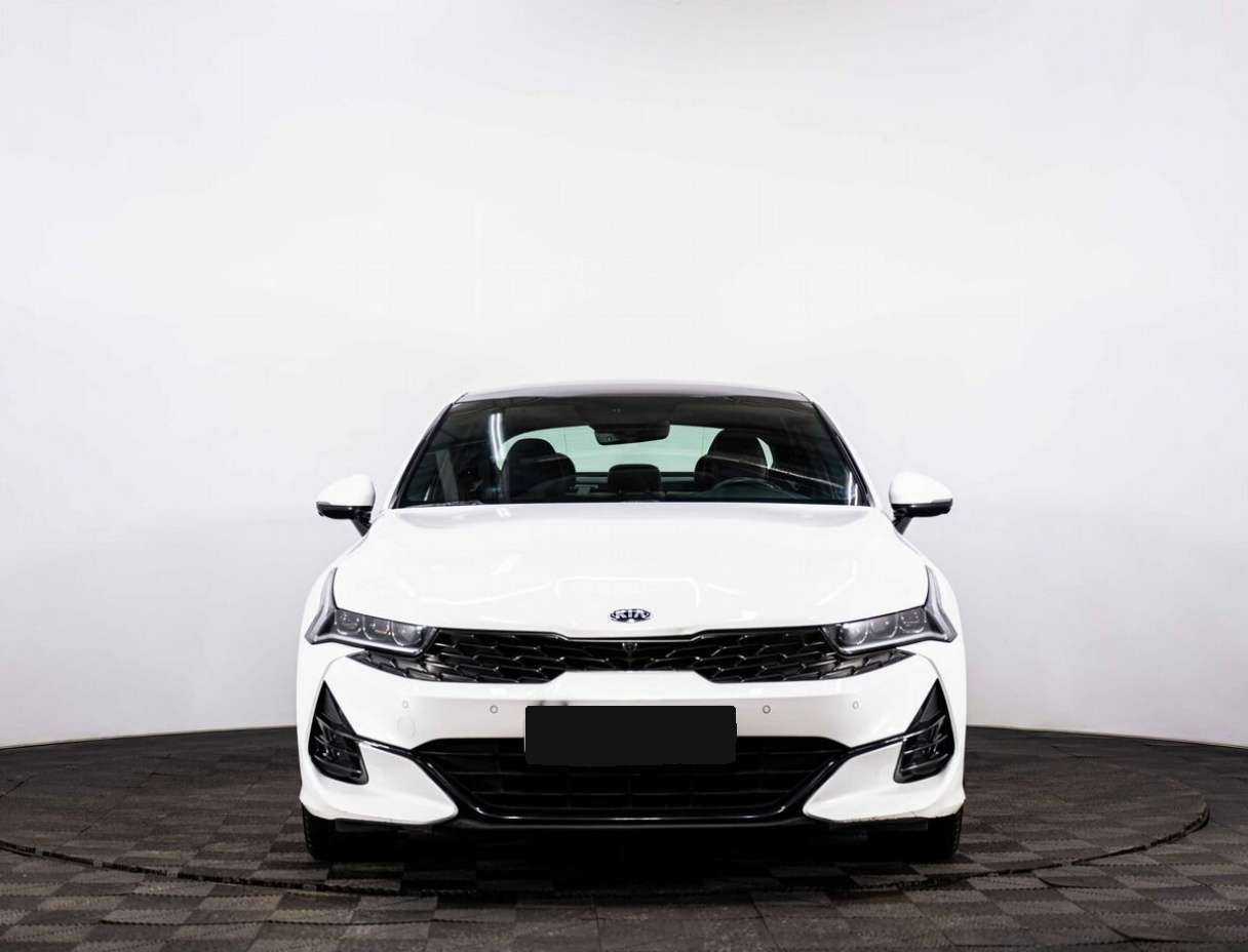 Купить Kia K5, 2021, 76 000 км.. Фото: #1