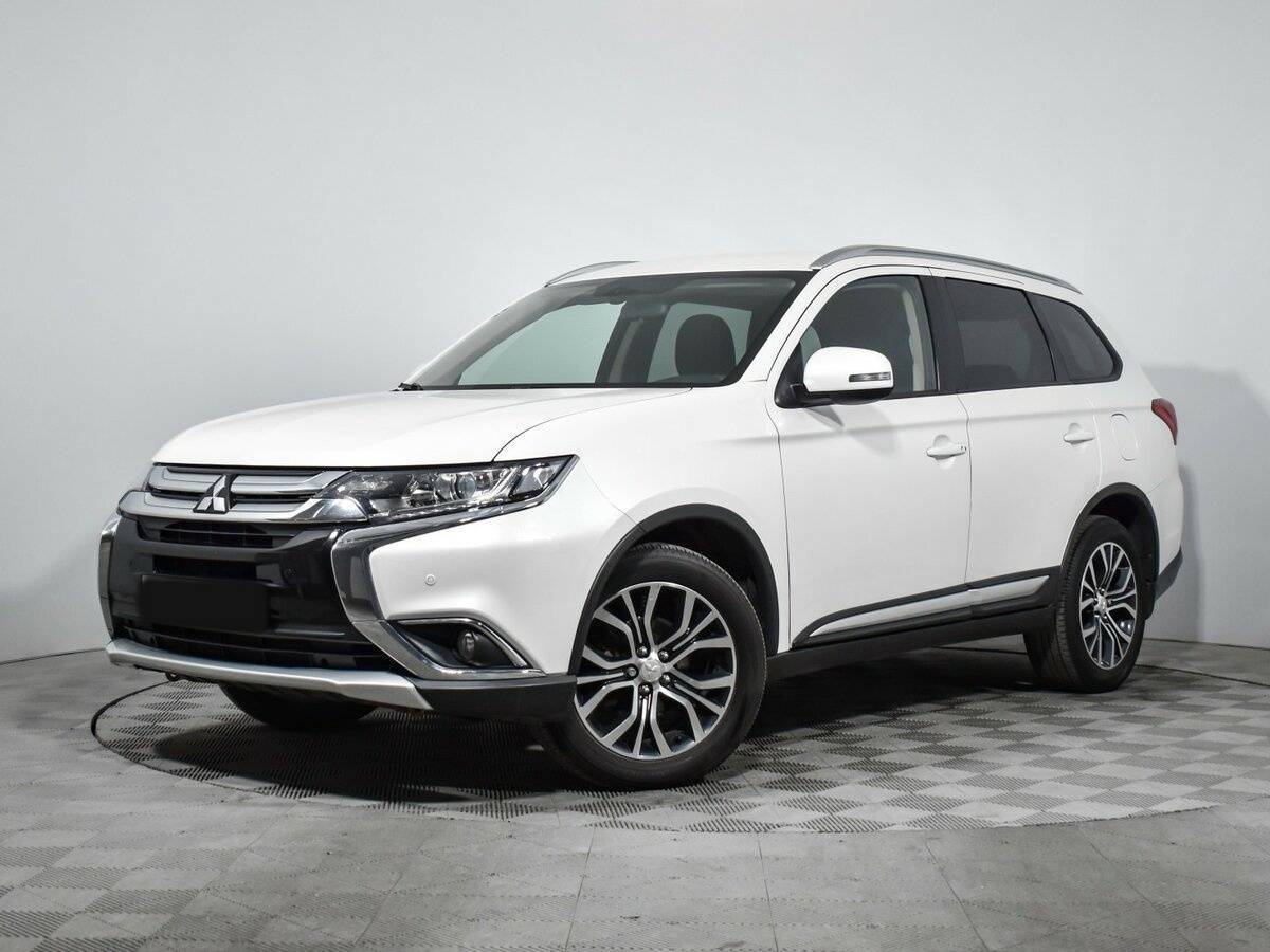 Купить Mitsubishi Outlander, 2018, 69 473 км.. Посмотреть фото