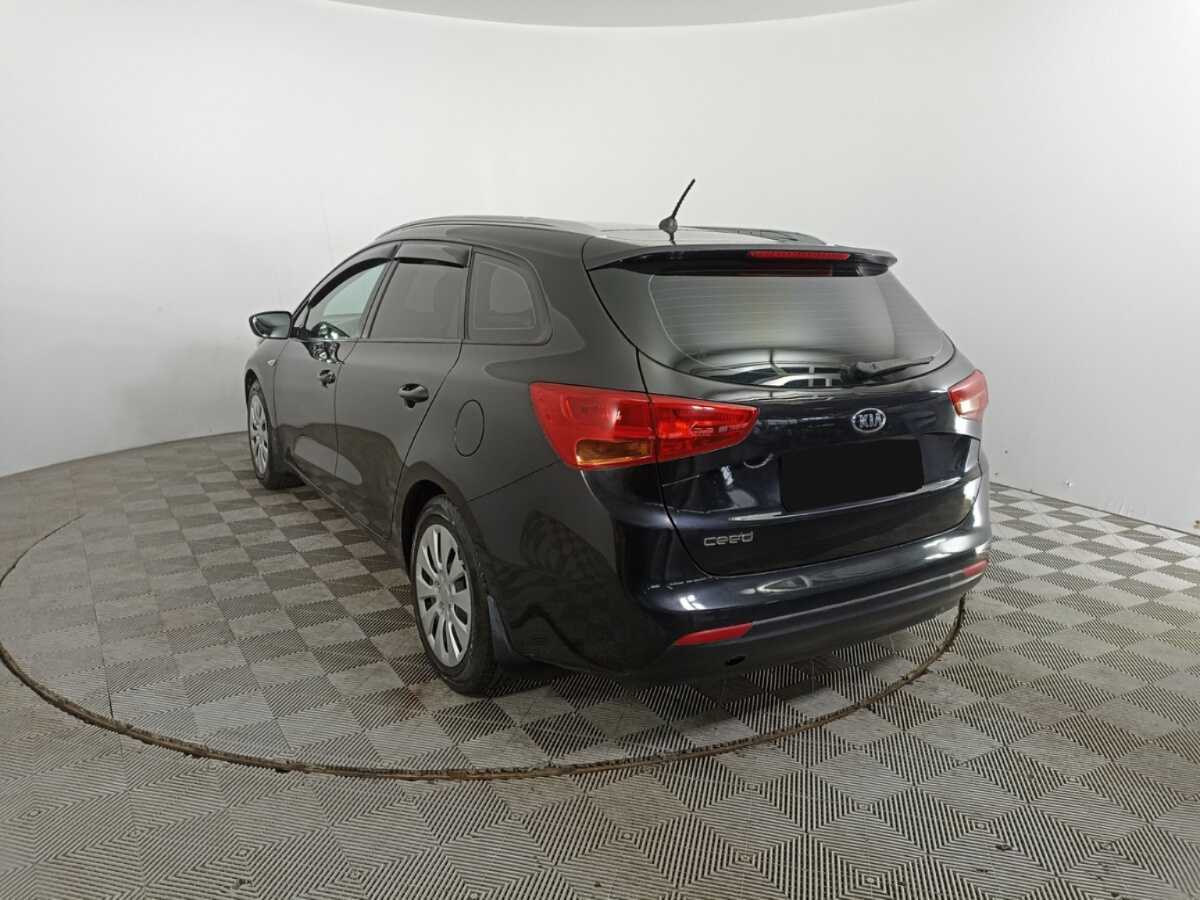 Купить Kia Ceed, 2015, 127 002 км.. Фото: #5