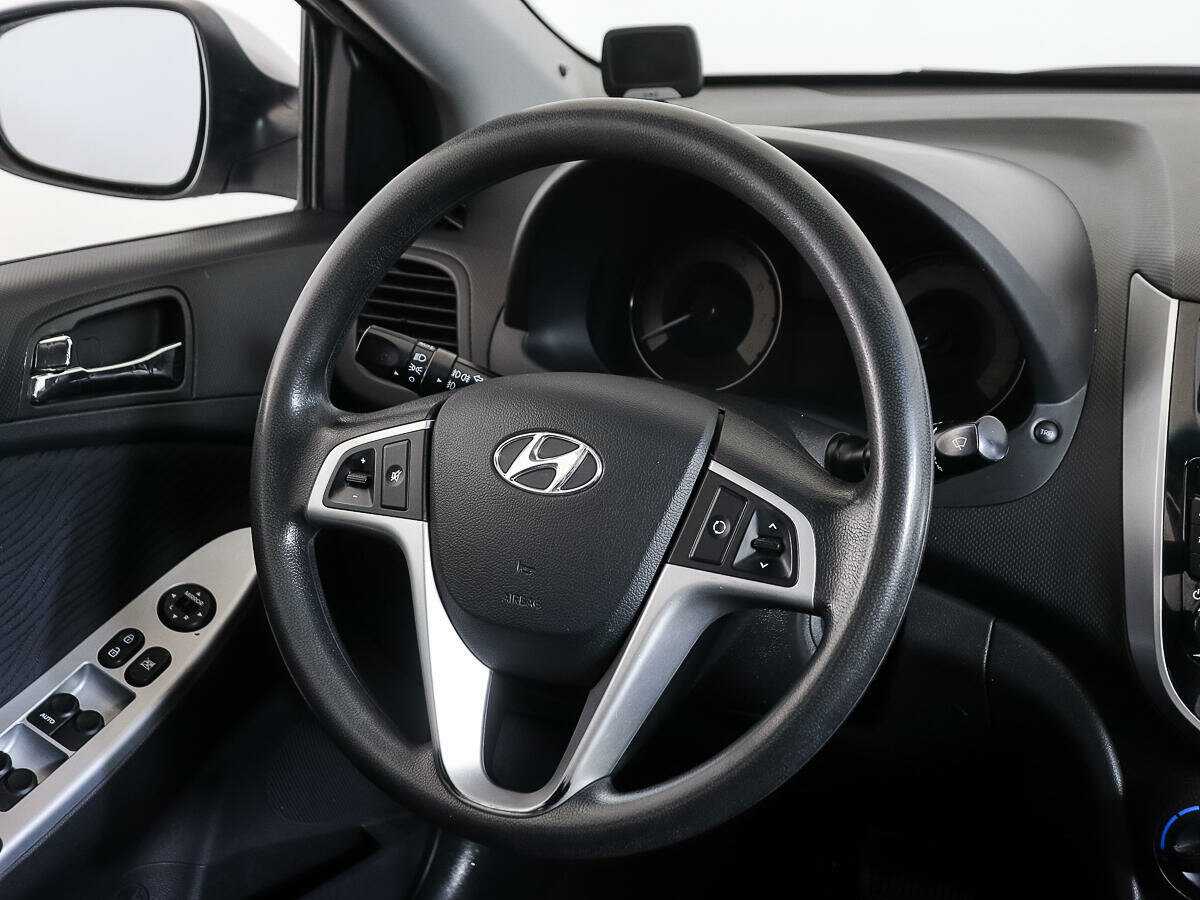 Купить Hyundai Solaris, 2012, 108 313 км.. Фото: #13