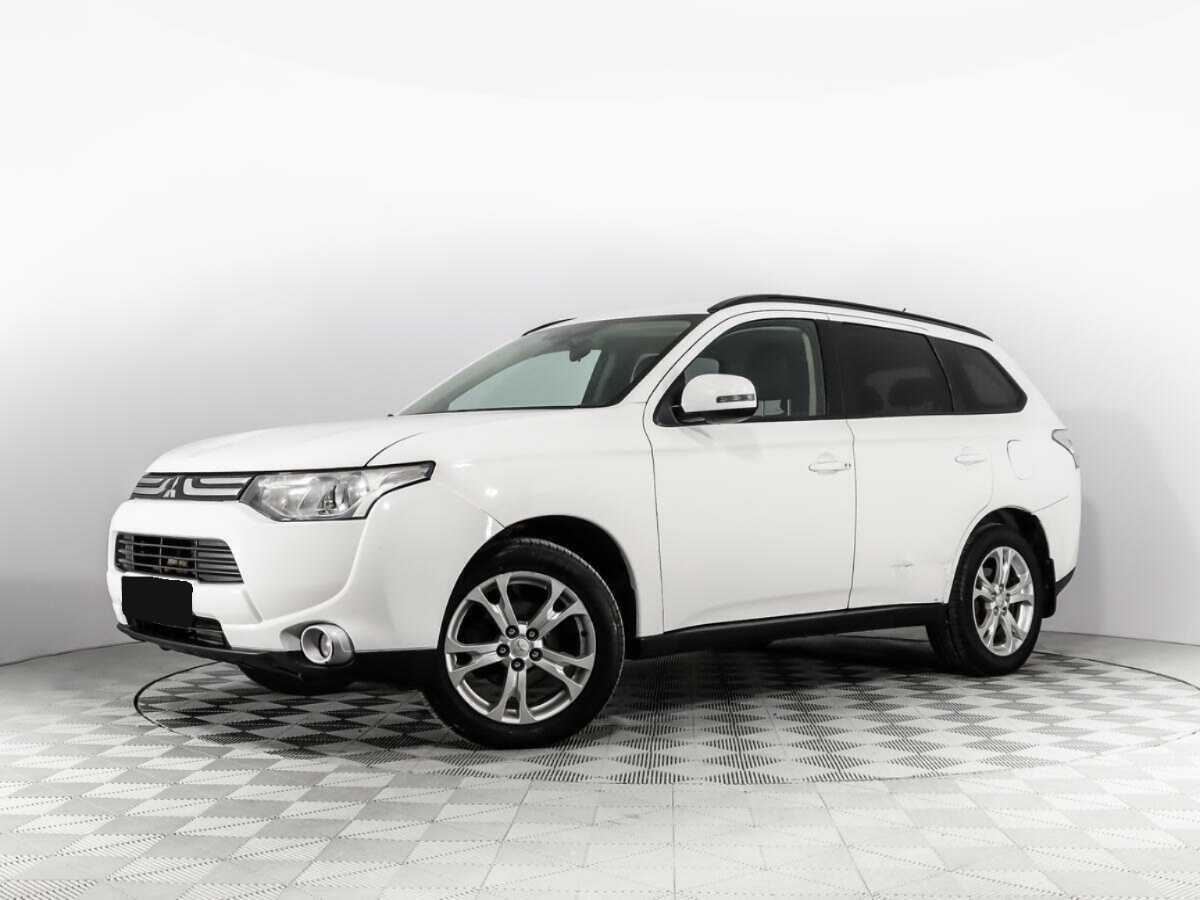 Купить Mitsubishi Outlander, 2014, 197 894 км.. Посмотреть фото