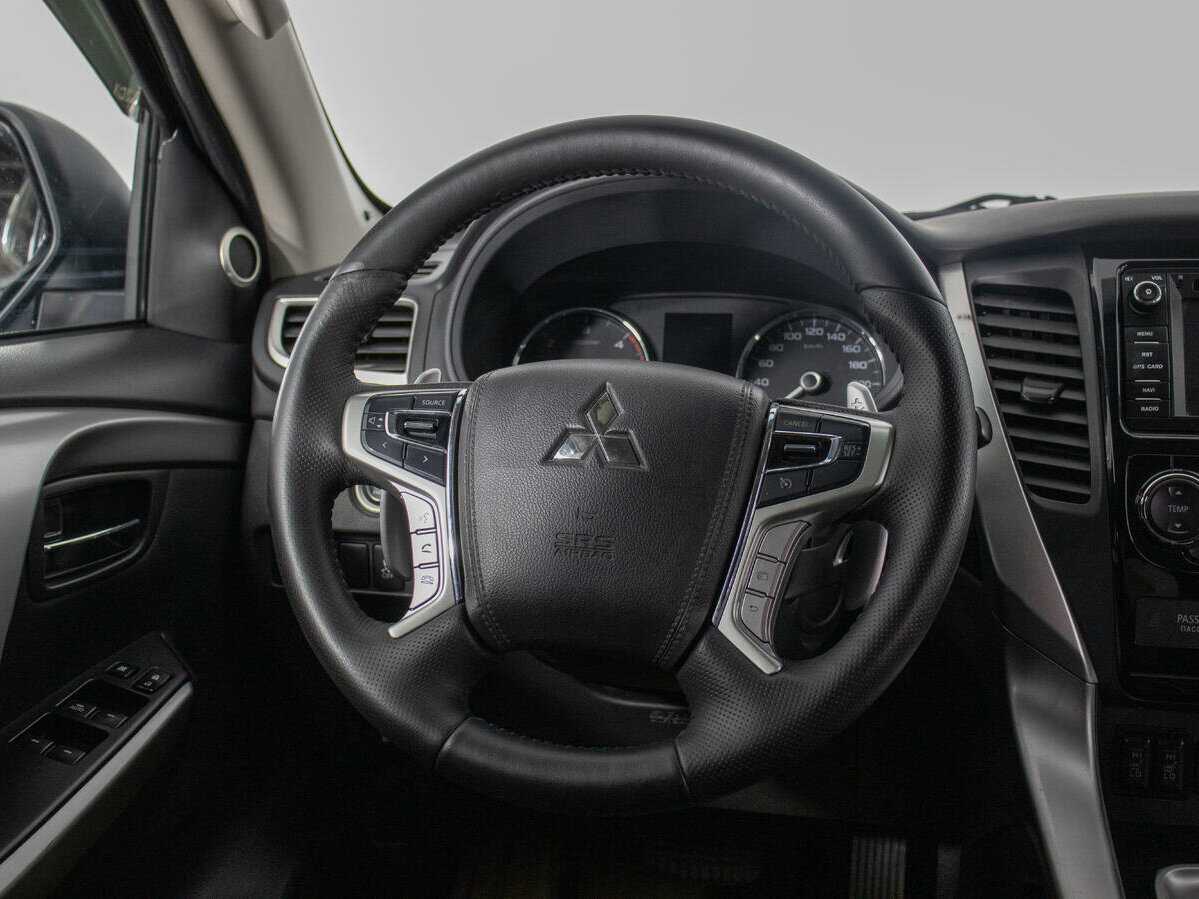 Купить Mitsubishi Pajero Sport, 2017, 100 400 км.. Фото: #15