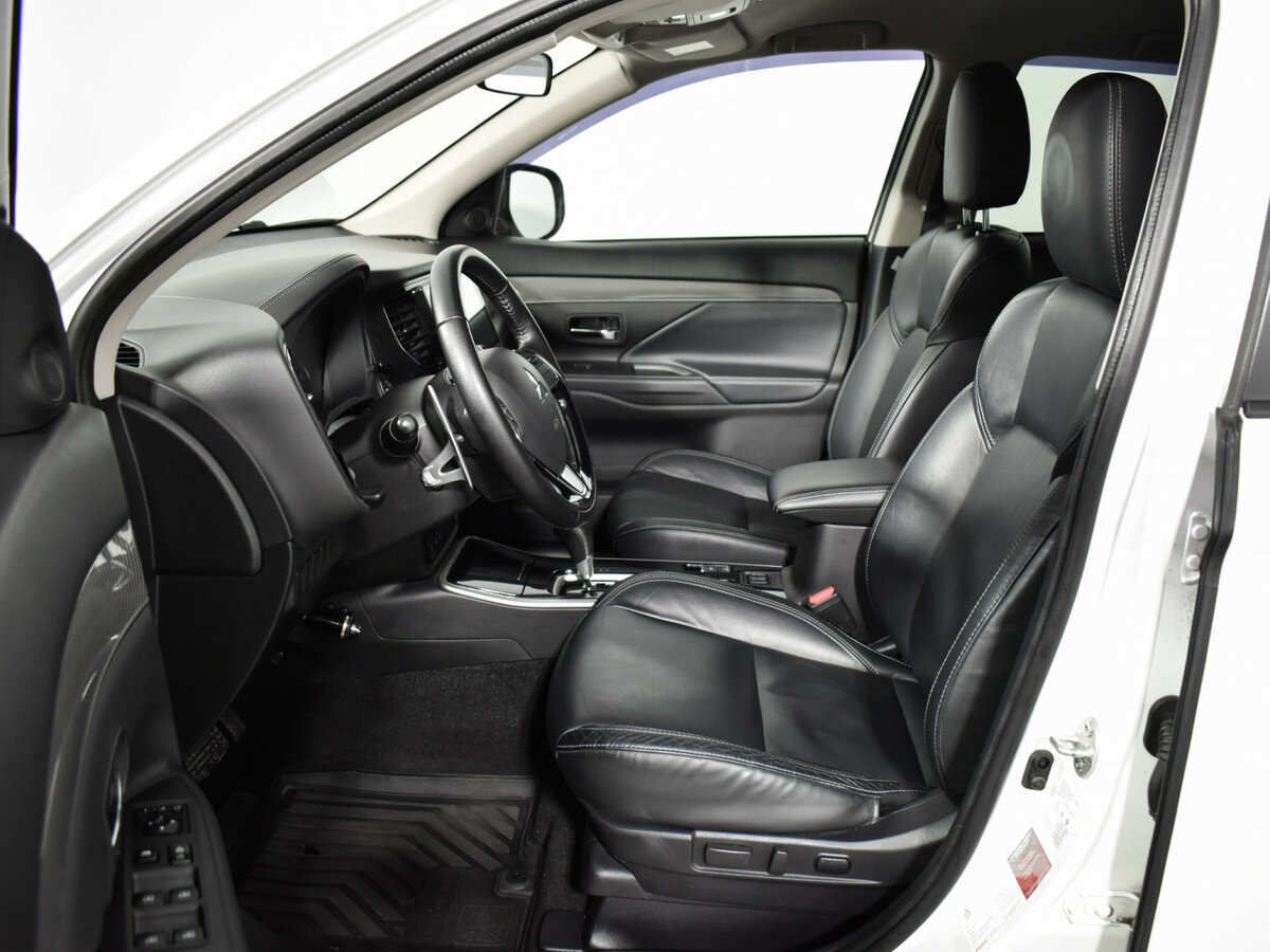 Купить Mitsubishi Outlander, 2020, 135 000 км.. Фото: #9