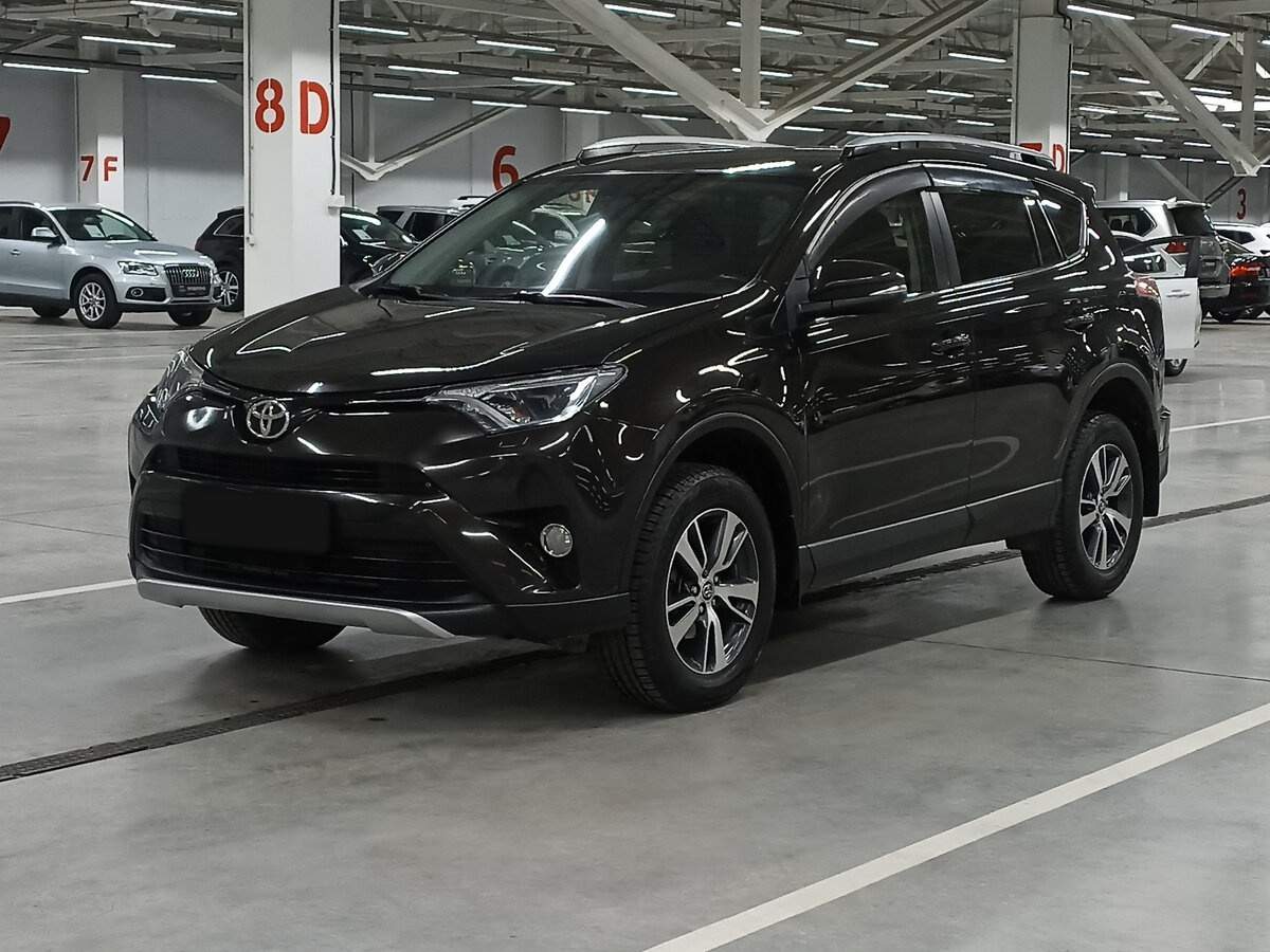 Купить Toyota RAV4, 2016, 221 837 км.. Посмотреть фото