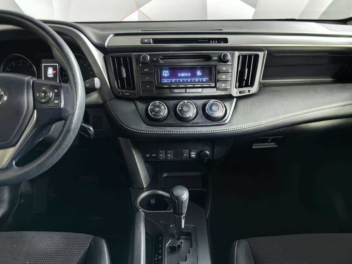Купить Toyota RAV4, 2016, 177 936 км.. Фото: #9